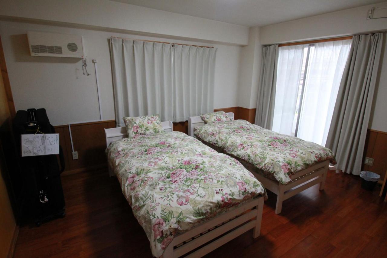 Utopia Mihama Chatan Exterior photo